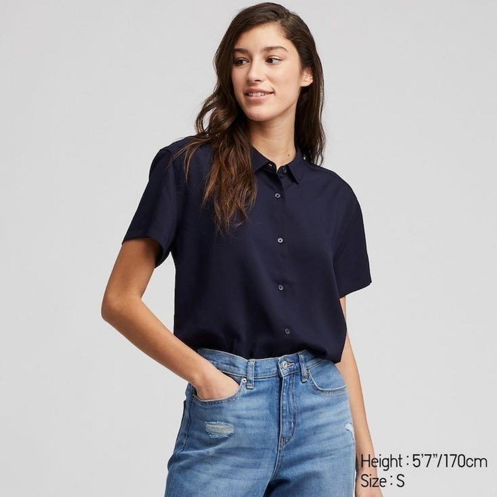 Navy Uniqlo rayon collared short sleeve blouse (xs)